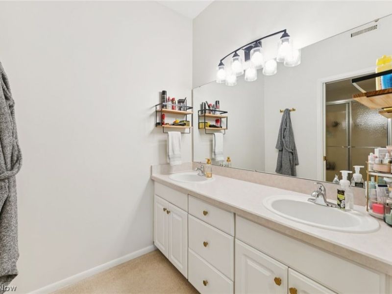 7137 Village Drive , Mentor, OH 44060 Photo 34