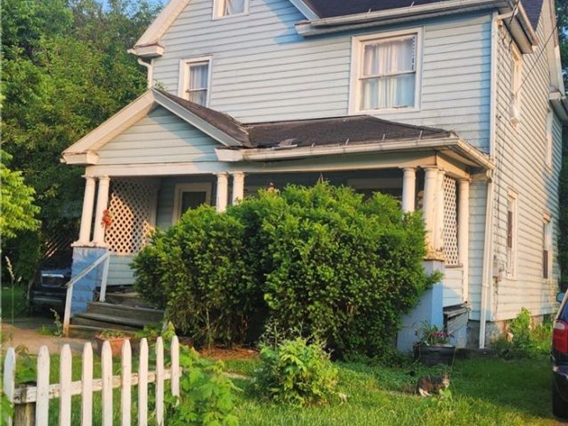 153 W Warren Avenue , Youngstown, OH 44507 Photo 2