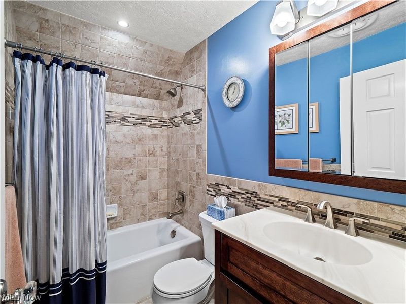 38265 Flint Ridge Drive , Grafton, OH 44044 Photo 34