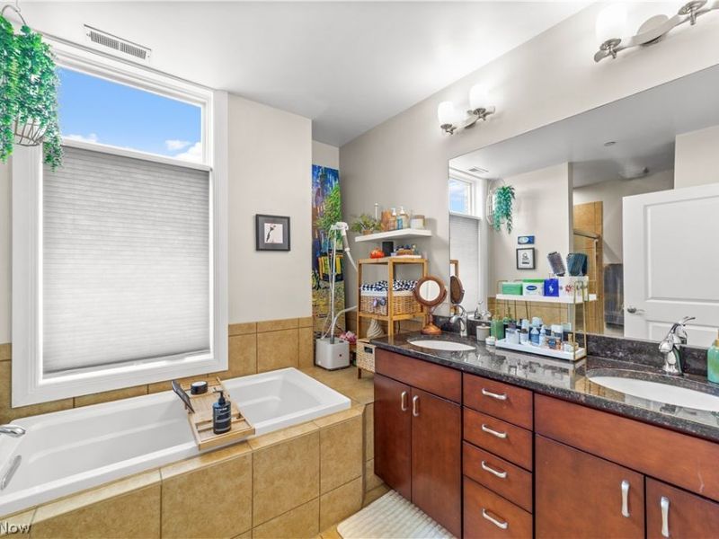 1403 Copper Trace , Unit 303, Cleveland Heights, OH 44118 Photo 20