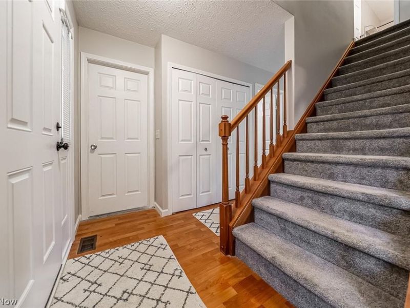 4082 W 226th Street , Fairview Park, OH 44126 Photo 12