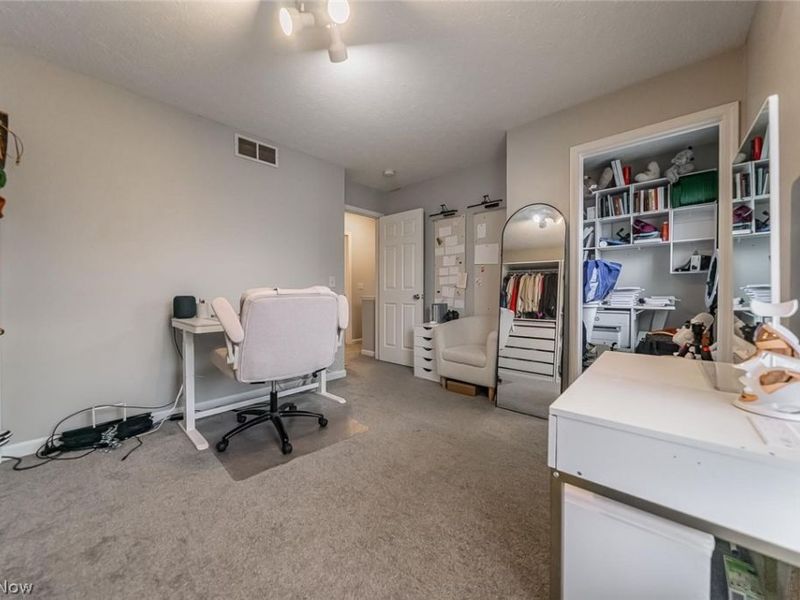 4082 W 226th Street , Fairview Park, OH 44126 Photo 20