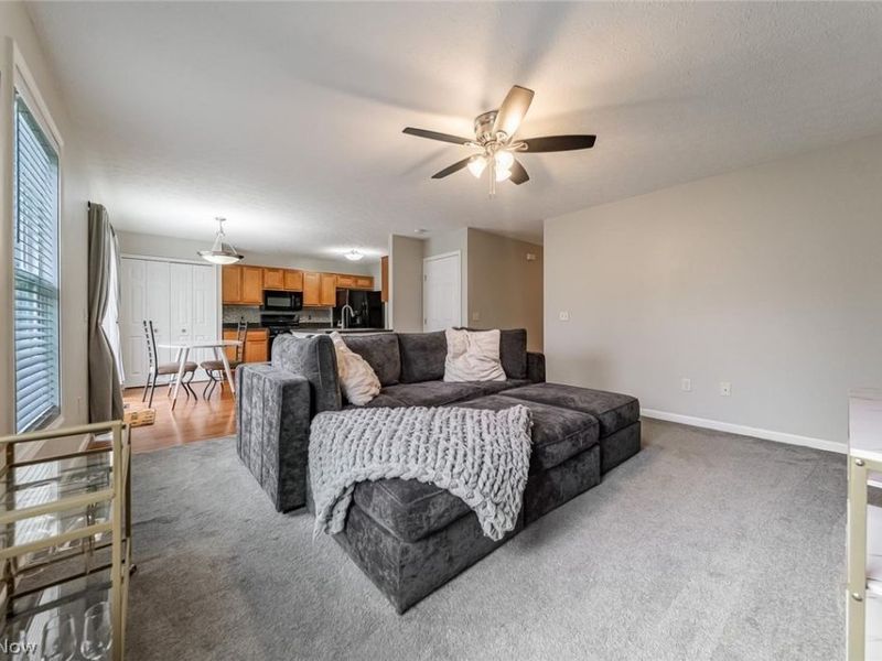 4082 W 226th Street , Fairview Park, OH 44126 Photo 3