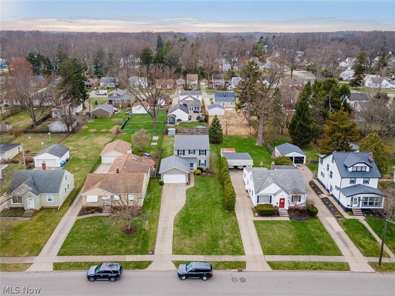 4082 W 226th Street , Fairview Park, OH 44126 Photo 32