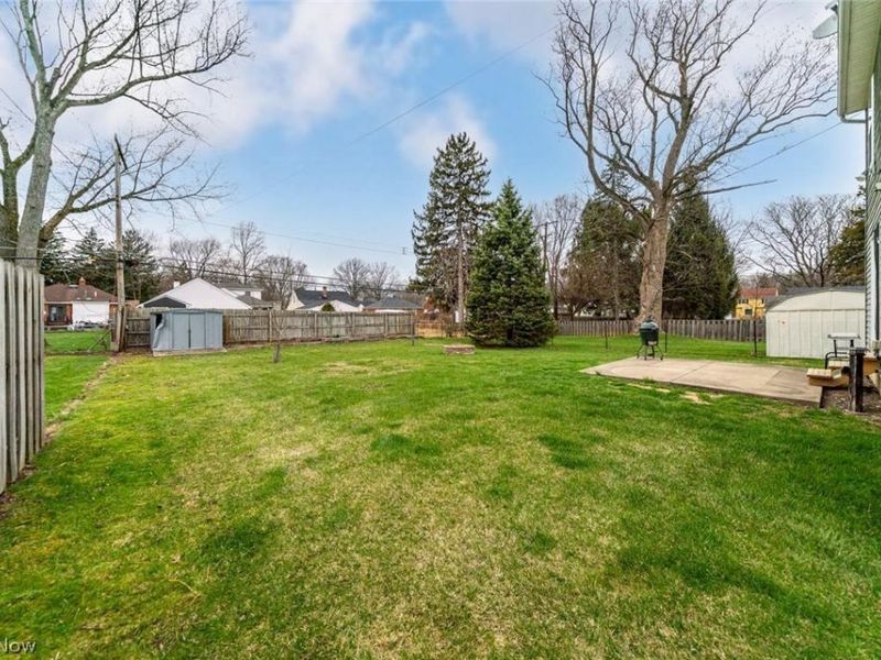 4082 W 226th Street , Fairview Park, OH 44126 Photo 34