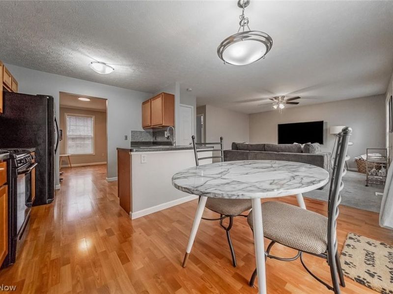 4082 W 226th Street , Fairview Park, OH 44126 Photo 9