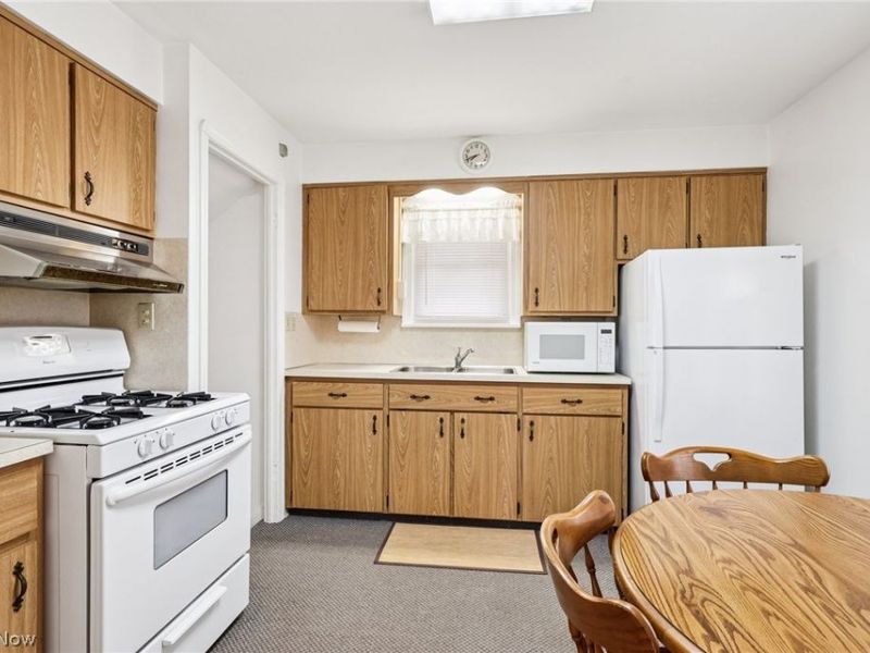 2511 Northview Road , Rocky River, OH 44116 Photo 7