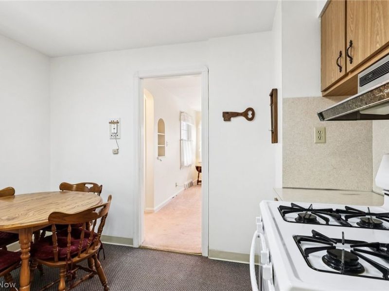 2511 Northview Road , Rocky River, OH 44116 Photo 9