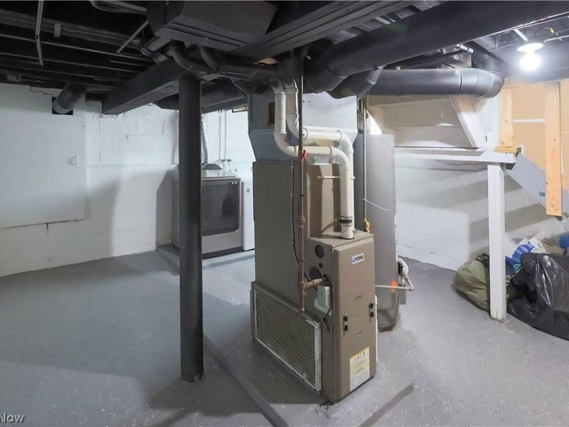 13716 Tyler Avenue , Cleveland, OH 44111 Photo 16