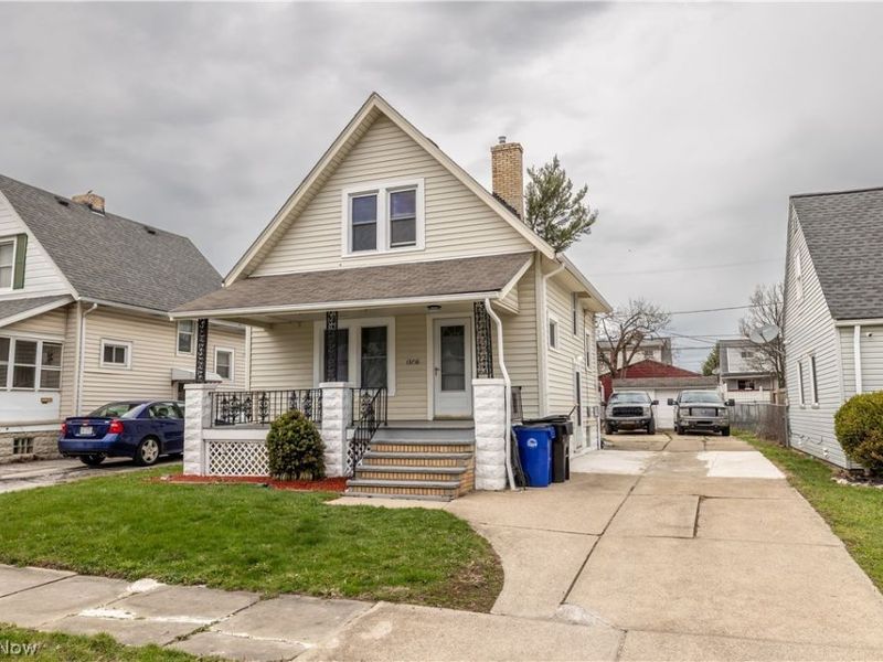 13716 Tyler Avenue , Cleveland, OH 44111 Photo 2
