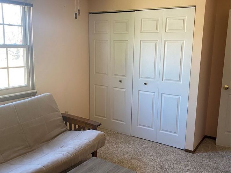 1900 Narragansett Avenue , Lorain, OH 44053 Photo 18