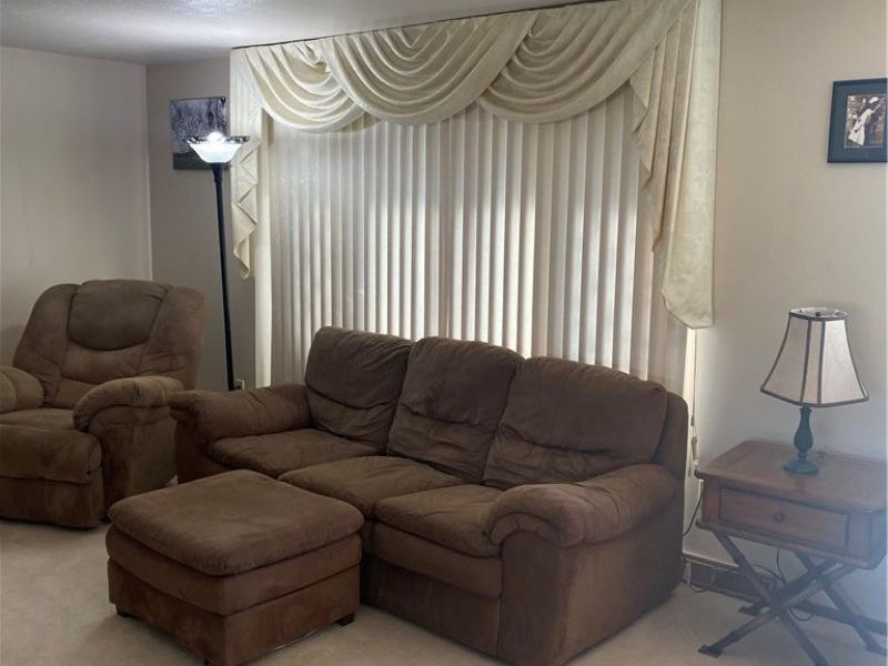 1900 Narragansett Avenue , Lorain, OH 44053 Photo 4