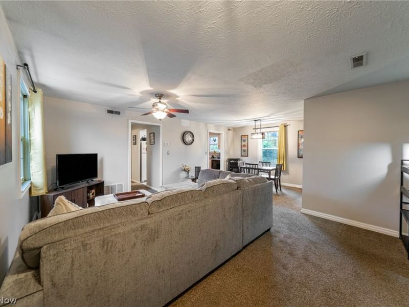 1920 King James Parkway , Unit 11, Westlake, OH 44145 Photo 11