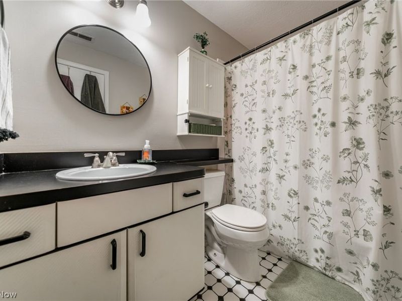 1920 King James Parkway , Unit 11, Westlake, OH 44145 Photo 26