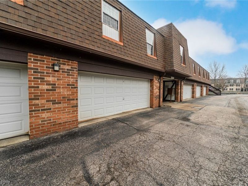 1920 King James Parkway , Unit 11, Westlake, OH 44145 Photo 30