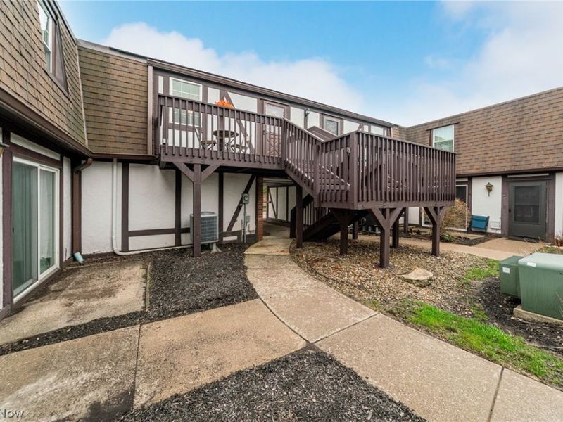 1920 King James Parkway , Unit 11, Westlake, OH 44145 Photo 4