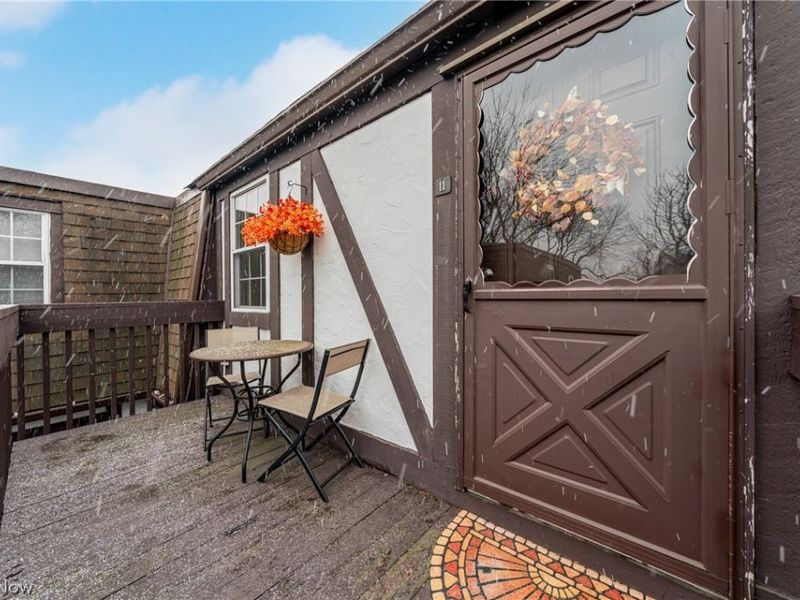 1920 King James Parkway , Unit 11, Westlake, OH 44145 Photo 9