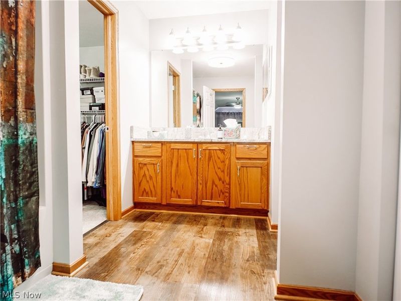 9151 Springfield Road , Unit 503, Poland, OH 44514 Photo 14