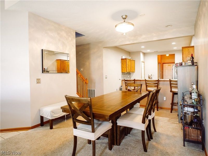 9151 Springfield Road , Unit 503, Poland, OH 44514 Photo 5