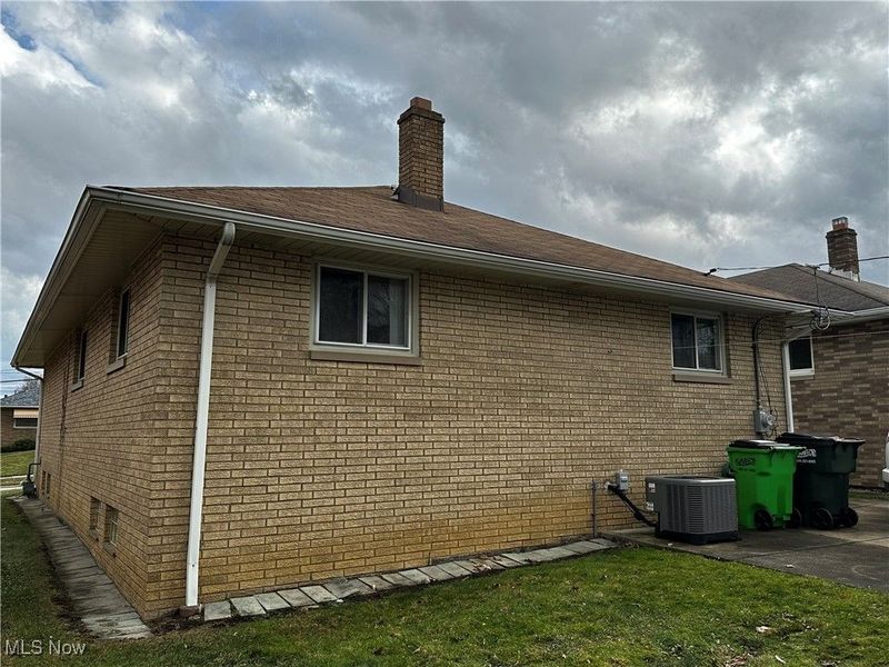 5288 E 102nd Street , Garfield Heights, OH 44125 Photo 14