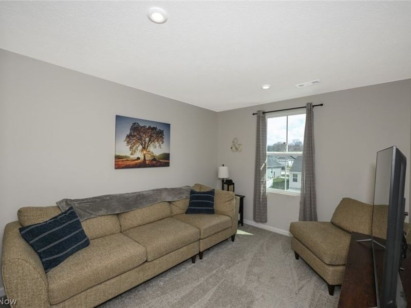 3687 Kirkham Drive , Norton, OH 44203 Photo 10