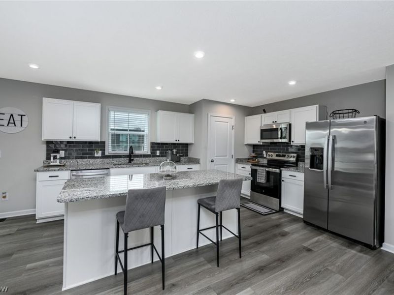 3687 Kirkham Drive , Norton, OH 44203 Photo 5