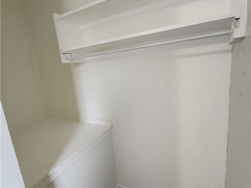 850 N Central Drive , Lorain, OH 44052 Photo 12