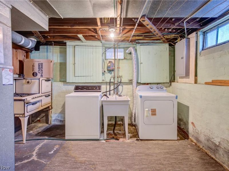 19464 Shoreland Avenue , Rocky River, OH 44116 Photo 25