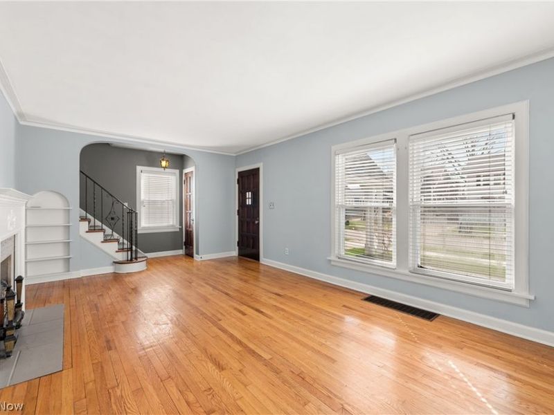 19464 Shoreland Avenue , Rocky River, OH 44116 Photo 4