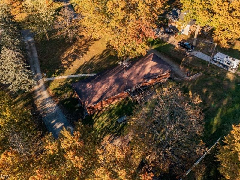 8736 Lynn Park Street NE, Alliance, OH 44601 Photo 13