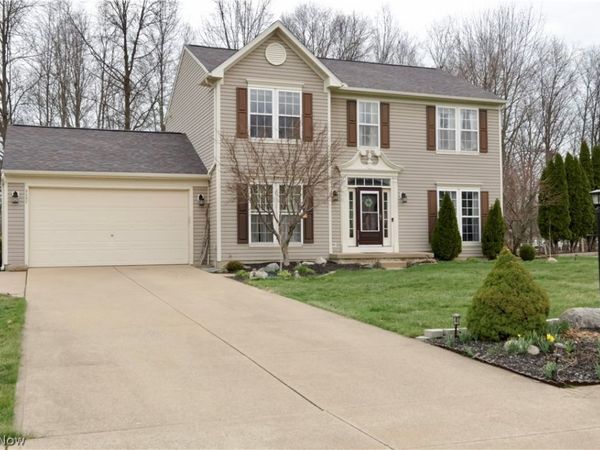 5297 Garfield Boulevard , Sheffield Village, OH 44054