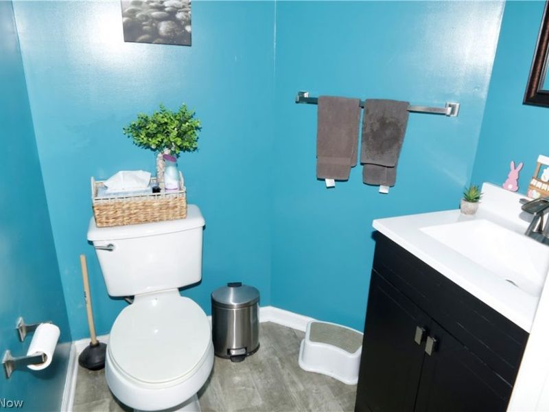 5297 Garfield Boulevard , Sheffield Village, OH 44054 Photo 12