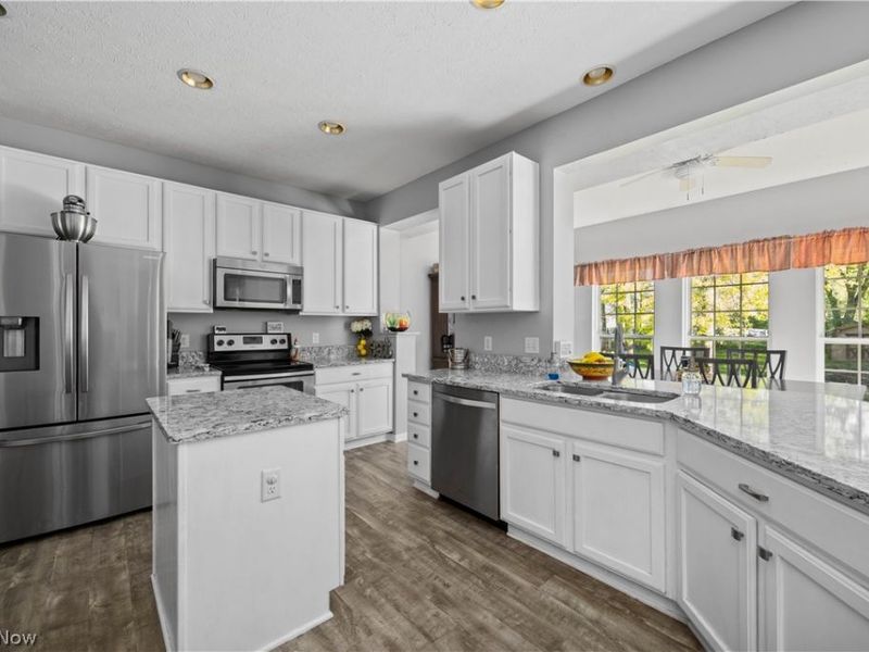 5297 Garfield Boulevard, Sheffield Village, OH 44054 Photo 17