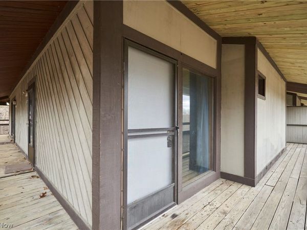 1722 Treetop Trail, Unit D, Akron, OH 44313