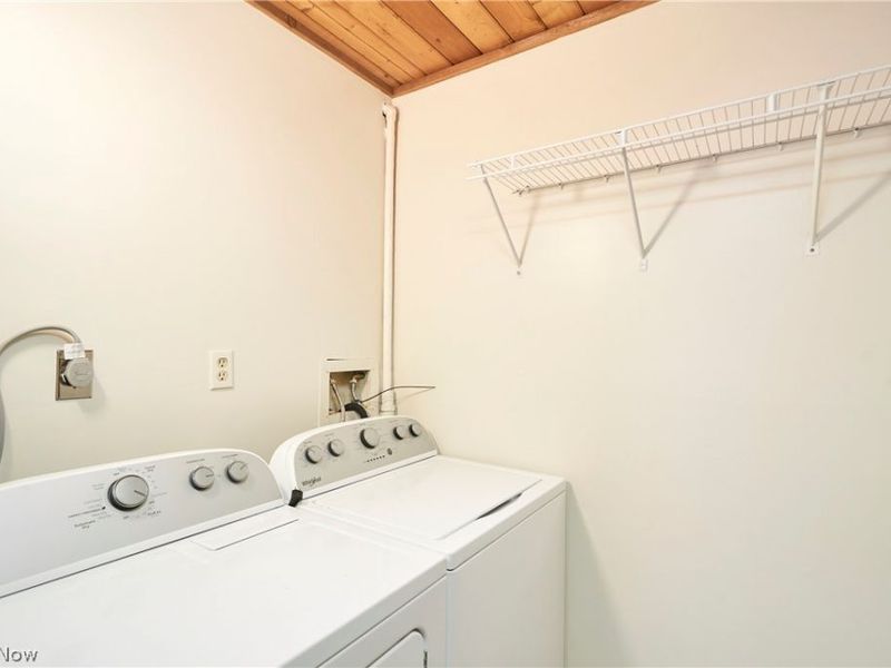 1722 Treetop Trail, Unit D, Akron, OH 44313 Photo 16