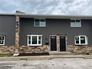 3960 W Erie Avenue, Unit 9, Lorain, OH 44053