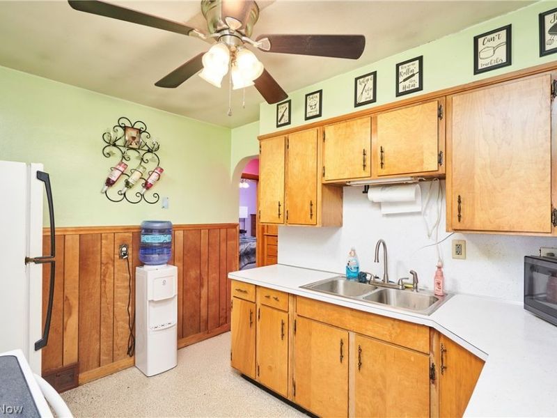 14170 Ravenna Avenue NE, Alliance, OH 44601 Photo 10