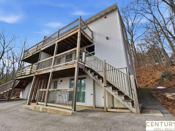 5 Swan Ave, Unit B, Worcester, MA 01602