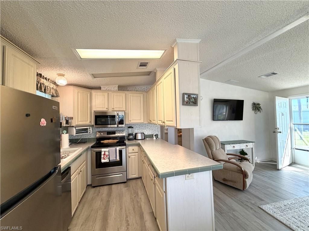 4700 Sawmill Dr W, Estero, FL 33928 Photo