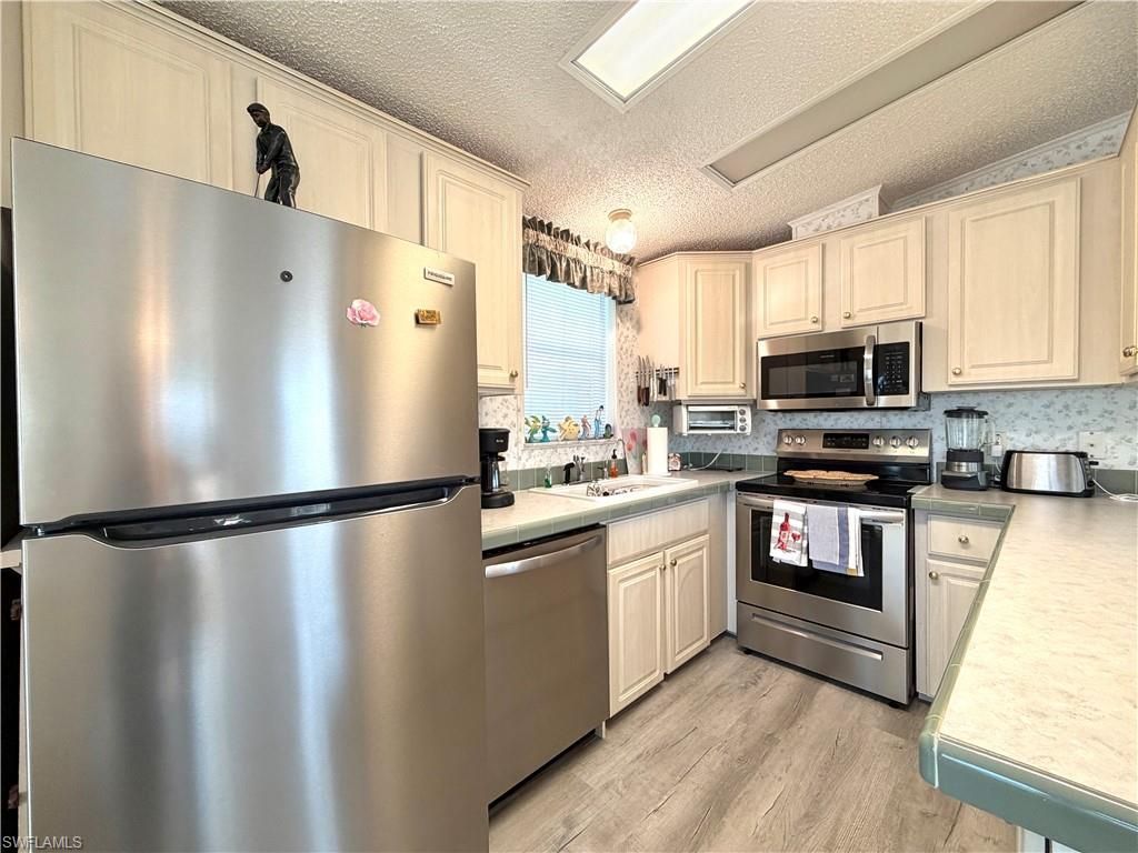 4700 Sawmill Dr W, Estero, FL 33928 Photo