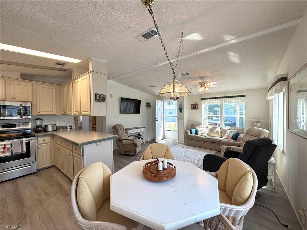 4700 Sawmill Dr W, Estero, FL 33928 Photo