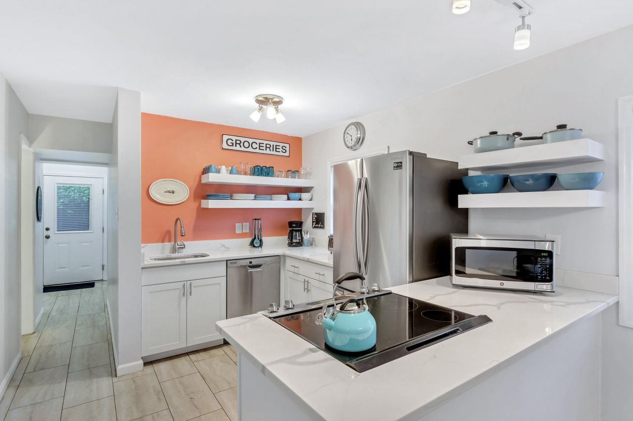 4005 Cameron Boulevard Photo 17