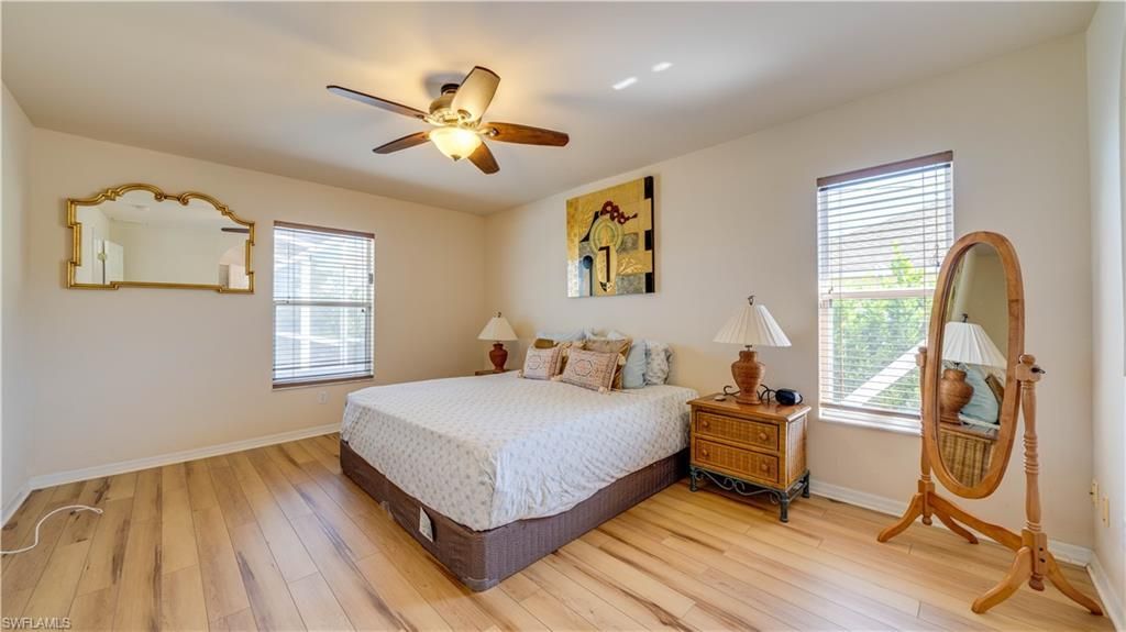 1105 SW 2nd St , Cape Coral, FL 33991 Photo