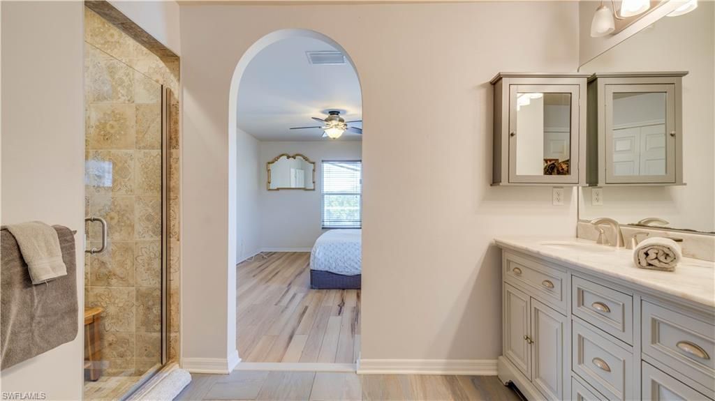 1105 SW 2nd St , Cape Coral, FL 33991 Photo