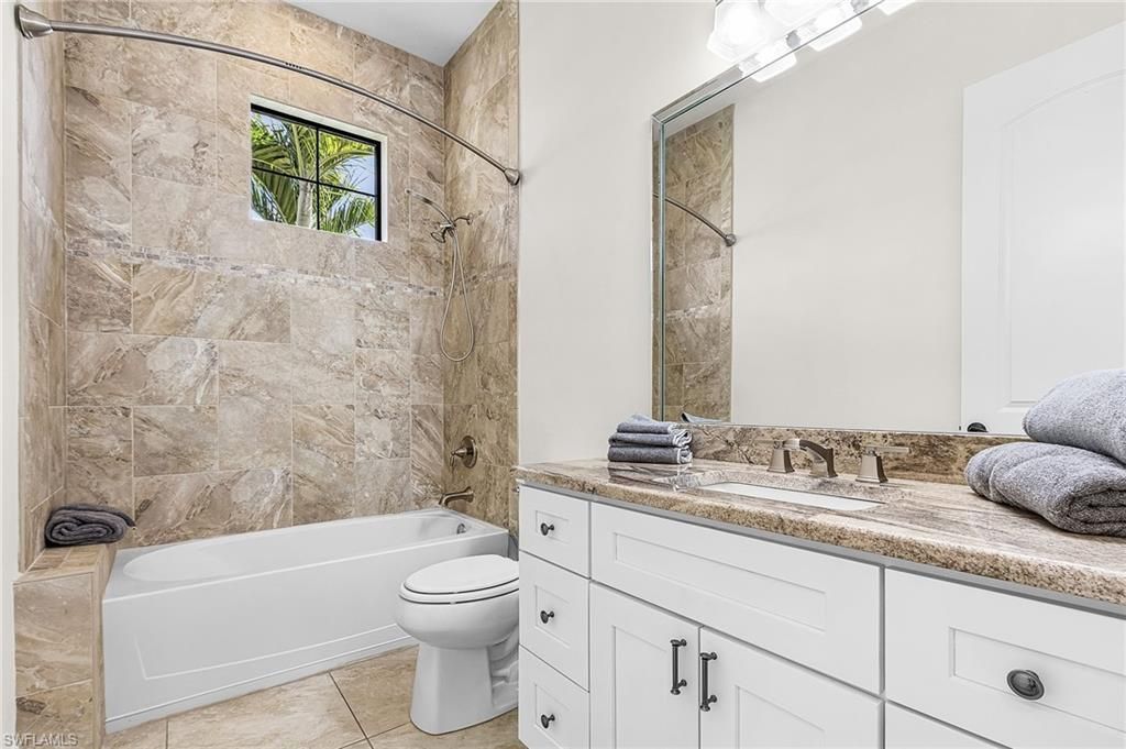 4928 SW 11th Pl , Cape Coral, FL 33914 Photo