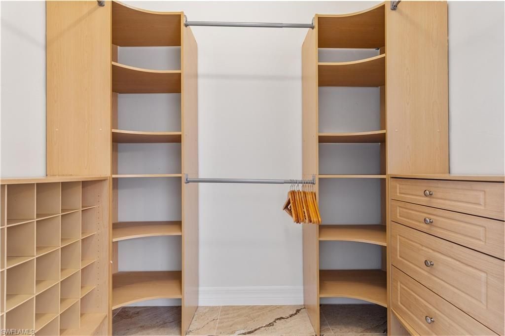 4928 SW 11th Pl , Cape Coral, FL 33914 Photo