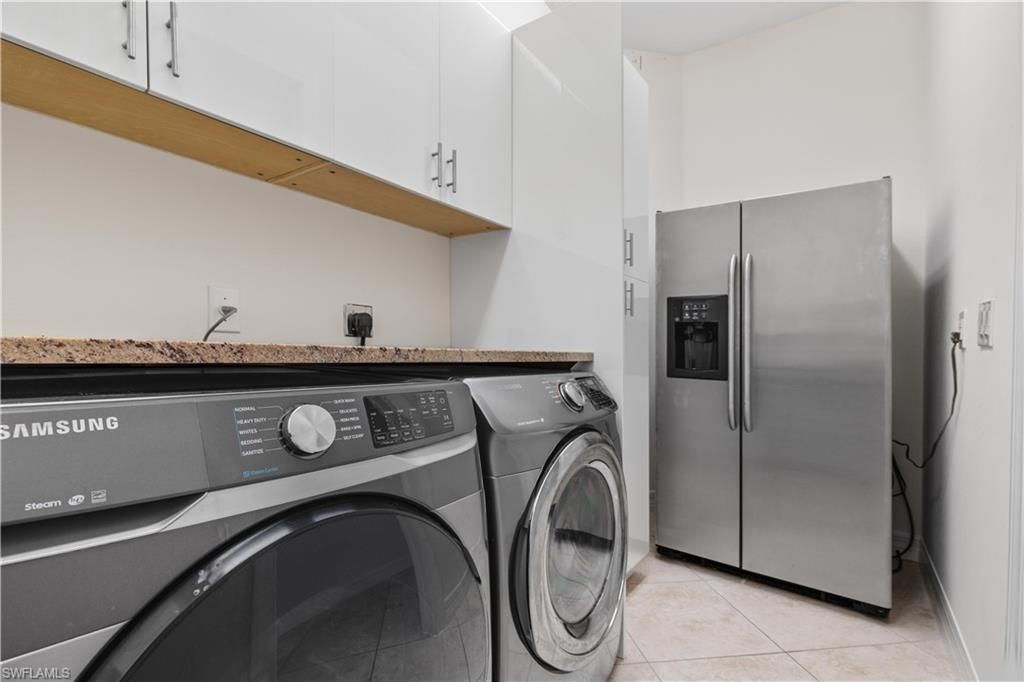 4928 SW 11th Pl , Cape Coral, FL 33914 Photo