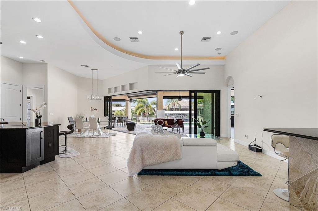 4928 SW 11th Pl , Cape Coral, FL 33914 Photo