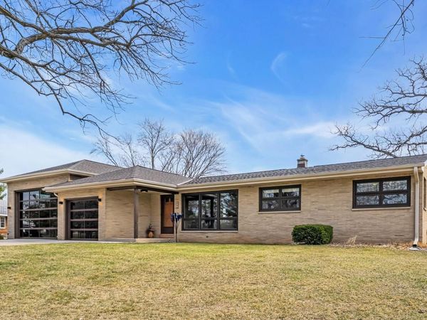 444 N Sherman STREET, Eagle, WI 53119