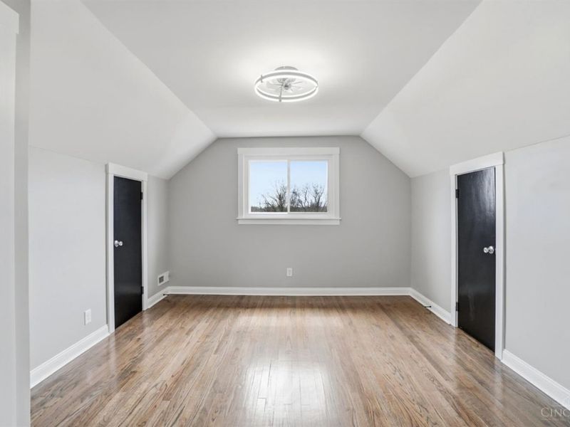 2571 Montana Avenue, Cincinnati, OH 45211 Photo 31